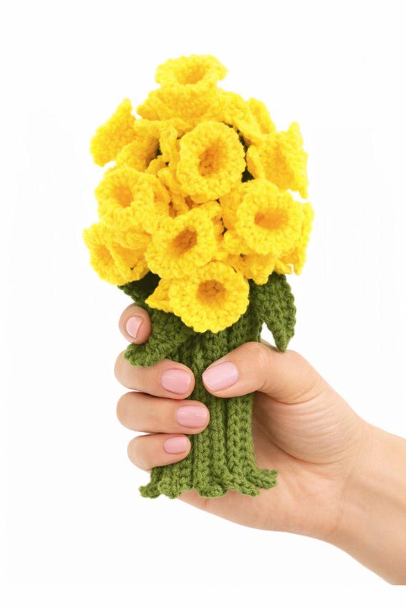 6 Cottage Core Flower Crochet Bouquet Patterns, Bridesmaid: Daisies, Violets, Pansies, Daffodils  Wedding Decor, Digital Download PDF