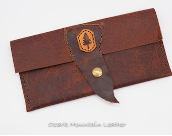 Bison Leather Cash Wallet with snap closure ANTIQUE BRASS or SILVER Has 6 card slots and 3 pockets for cash.