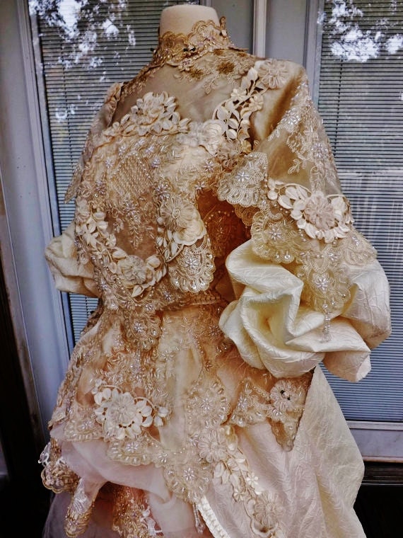 Victorian Wedding Dress Theather Performance Costume Embroidered Beaded Wedding Dress Sz 12