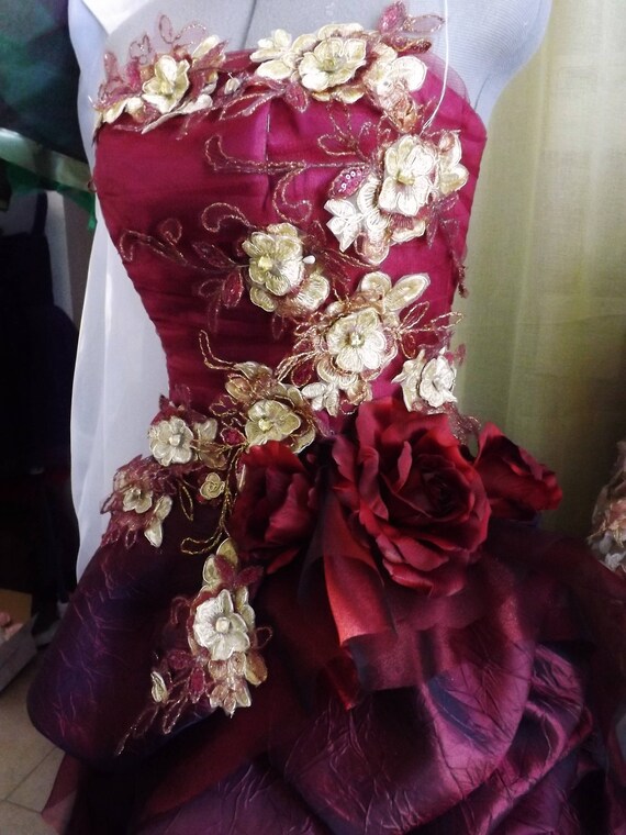 burgundy and rose gold wedding dresses Whimsical Stylish Burgundy & Rose Gold Tent Wedding