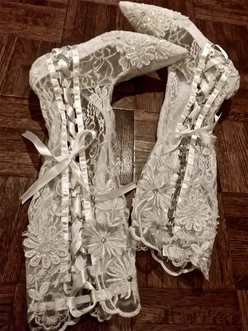 READY TO SHIP  Victorian Wedding Bridal Embroidered  Lace image 0