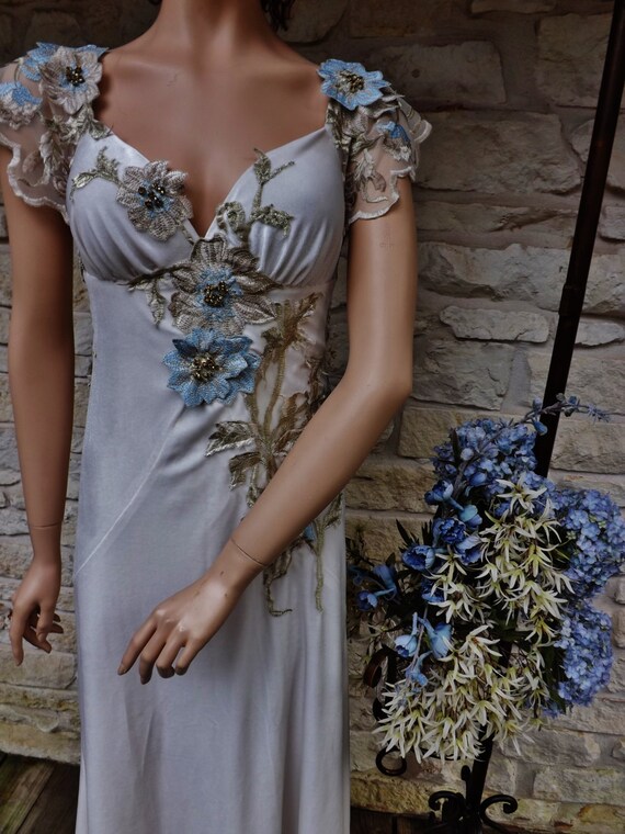 CUSTOM GREAT GATSBY Wedding Dress Of White Velvet Beige Blue Gold Flower Beaded Bare Back Flapper Art Deco Art Noveau Edwardian Dress CUSTOM GREAT GATSBY Wedding Dress Of White Velvet Beige Blue Gold Flower Beaded Bare Back Flapper Art Deco Art Noveau Edwardian Dress