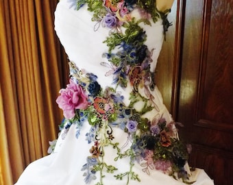 Down Payment RESERVED to TIFFANY Victorian Wedding Dress Train White Multicolor Lace Roses Embroidered Appliques Size 6-10