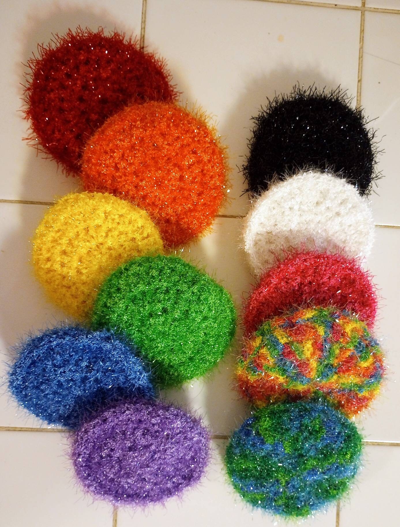 Rainbow Utensil Scrubber Cleaning Pad (Pack of 60) - Rolloverstock