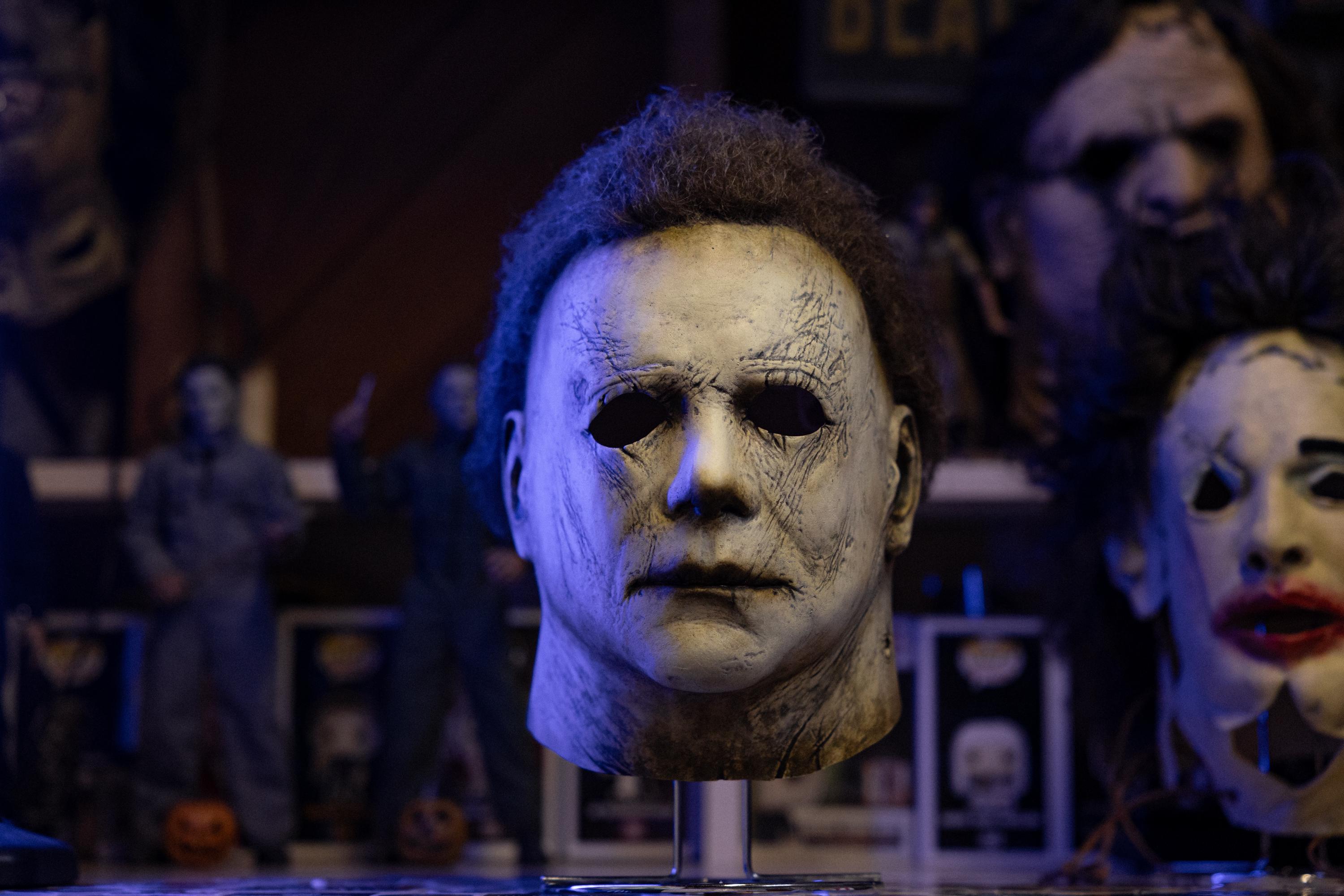 Halloween 2018 Michael Myers Mask - Rehauled TOTS Trick or Treat