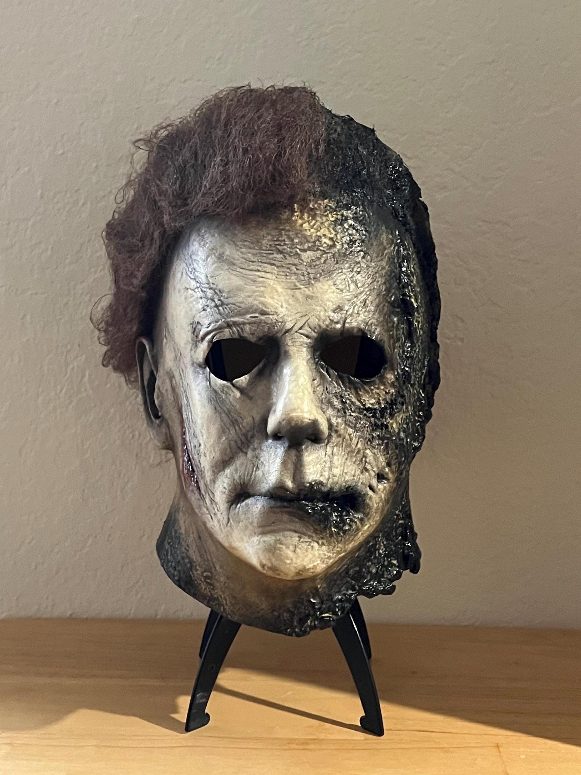 ハイクオリティ　ハロウィン キルズ マイケルマイヤーズ マスク 等身大 ハロウィン・キルズ 2021 マスク マイケル・マイヤーズ - Etsy 日本