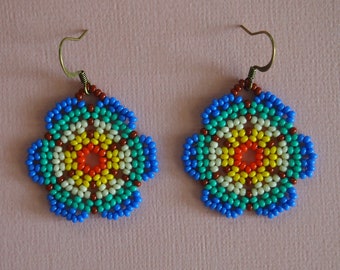 Huichol style seed bead flower earrings! cornflower blue and seafoam green beaded floral earrings. handmade beaded dangle earrings.