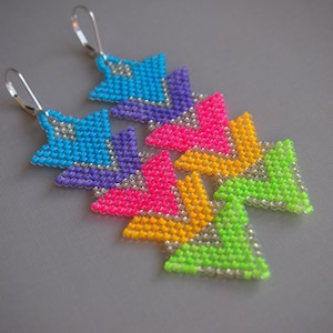 nested neon triangle chevron seed bead dangle earrings! bright neon earring with silver accents. beadwoven dangle earrings.