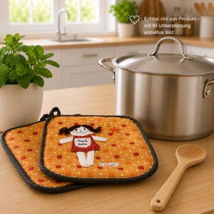 Topflappenset Naschkatze mit Apfelmuster und nini san Mädchen  / Geschenk für Hobbyköchin / Topfuntersetzer Paar / 2 Topfhalter Küchendeko
