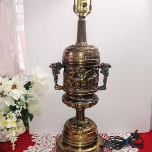 Antique Ornate Cherub Bronze Metal Table Lamp