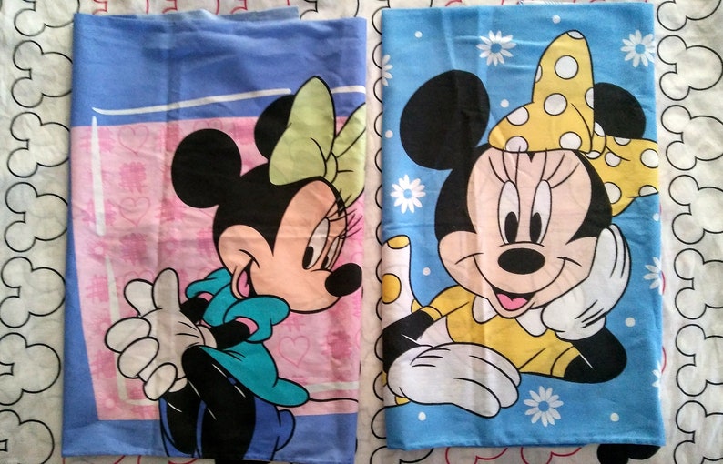 Zwei Vintage Disney Minnie Maus Kissenbez U00fcge Bettlaken