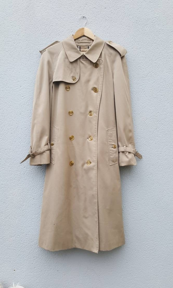 Image of Vintage Men's 1980's Burberry Trench Coat From Selfridges, London. Uk Size 48 Reg