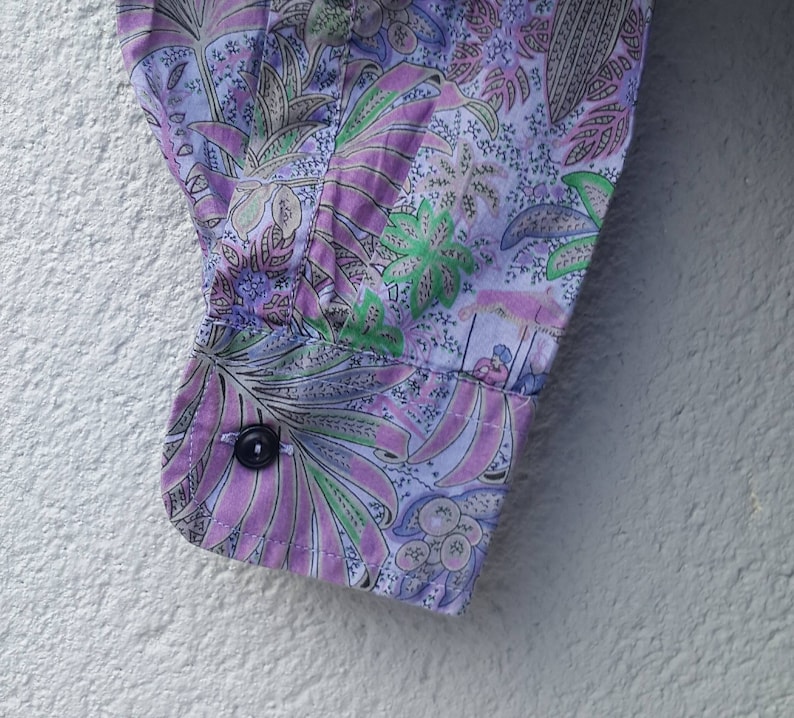 Neck 15 inch UK size Chest 3840 Mens Vintage 1980/'s Italian Jungle Print Cotton Purple Shirt