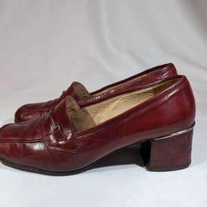 Vintage 1960's Russell and Bromley Burgundy Red Loafers with a silver Chain. UK image 2