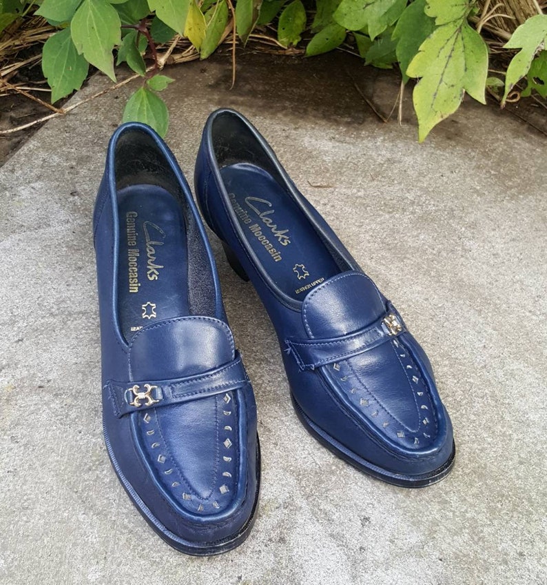 Vintage 1980/'s Clarks Navy Blue Chunky Heeled Moccasins Loafer UK size 5.