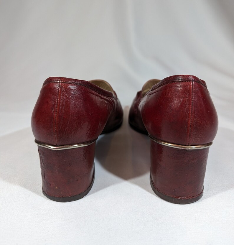 Vintage 1960's Russell and Bromley Burgundy Red Loafers with a silver Chain. UK image 4