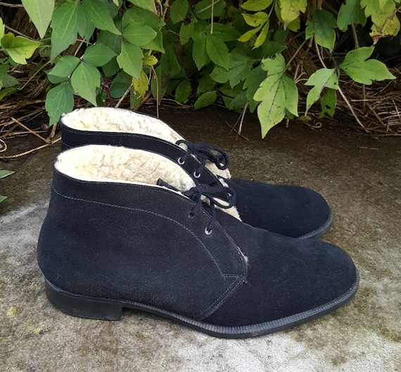 25 % Reduction !! Vintage 1960's Black Suede and S
