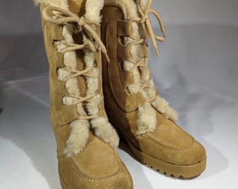 Vintage 1980's Honey Blonde Suede and Faux Fur Winter Boots. UK Size 5.5 - 6.