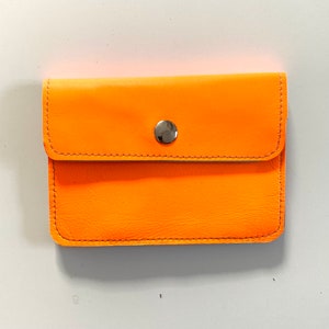 Geldbeutel Neon orange mit 5 Fächern aus Leder Portemonnaie