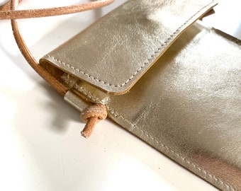 Cell phone case leather gold to hang with card compartment made of leather cell phone case shoulder bag phonecase sustainable