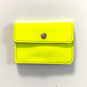 Geldbeutel Neon gelb mit 5 Fächern aus Leder Portemonnaie
