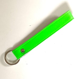 Schlüsselband Neon grün mit Silber innen, Echtleder 17 cm Schlaufe Schlüssel Handschlaufe Bild 3