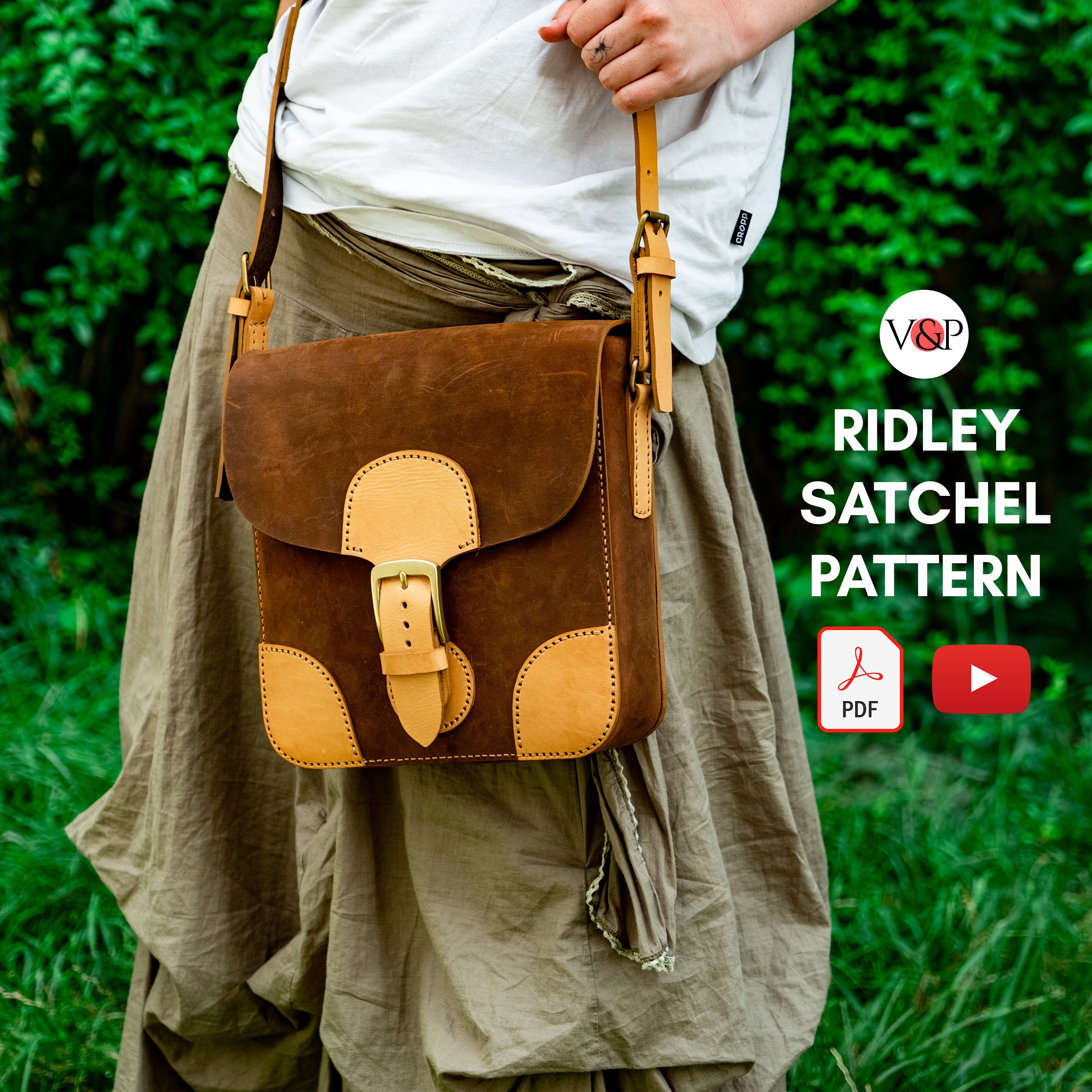 Free pattern: you can try this messenger bag, you'll find the pattern in  the description of the tutorial. It is a relatively simple and fun project  to do. Probably less than 10