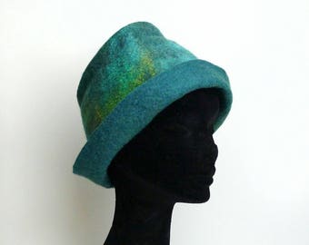 Chapeau en feutre de laine merinos et soie, vert menthe, chapeau femme, chapeau hiver, laine merinos feutrée, chapeau forme trilby, Pork pie