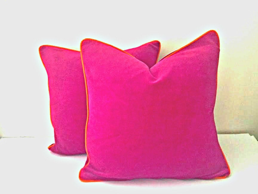 Hot pink velvet pillow hotsell