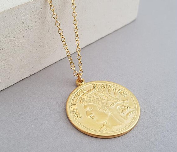 Medallion hot sale layered necklace