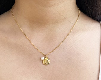 Dainty Gold Flower Necklace with Tiny Pearl Charm, Gold Flower Pendant Necklace , Valentines Jewelry Gifts