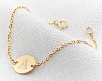 Gold Initial Bracelet, Gold Initial Coin Bracelet, Gold Mom Bracelet Gift, Gold Coin Bracelet, Custom Initial Bracelet