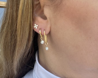 Stacking Earrings Set of 3, Gold Earrings Set with Pearls, Delicate Stud Earrings, Minimalist Huggie Hoop Earrings, Tiny hoops Earrings