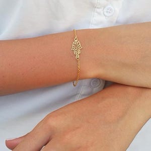 Gold hamsa bracelet, Gold charm bracelet, Dainty gold bracelet for women protection gift, Hand bracelet, Hamsa jewelry, Bat mitzvah gift