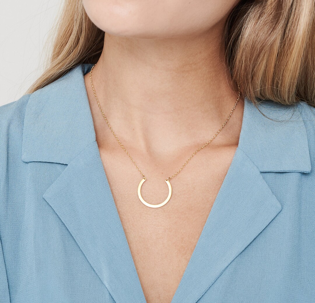 Lucky Starlight Horseshoe Necklace - Gold