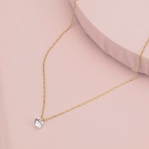 Kleine diamanten halsketting, drijvende Diamond Solitaire ketting, CZ ketting, bruidsmeisje geschenken, sierlijke Diamonde gouden ketting afbeelding 2