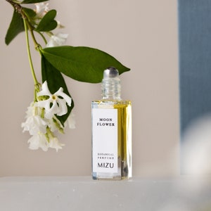 MOONFLOWER All-Natural Botanical Perfume |  Violet Leaf, Jasmine,  Sandalwood