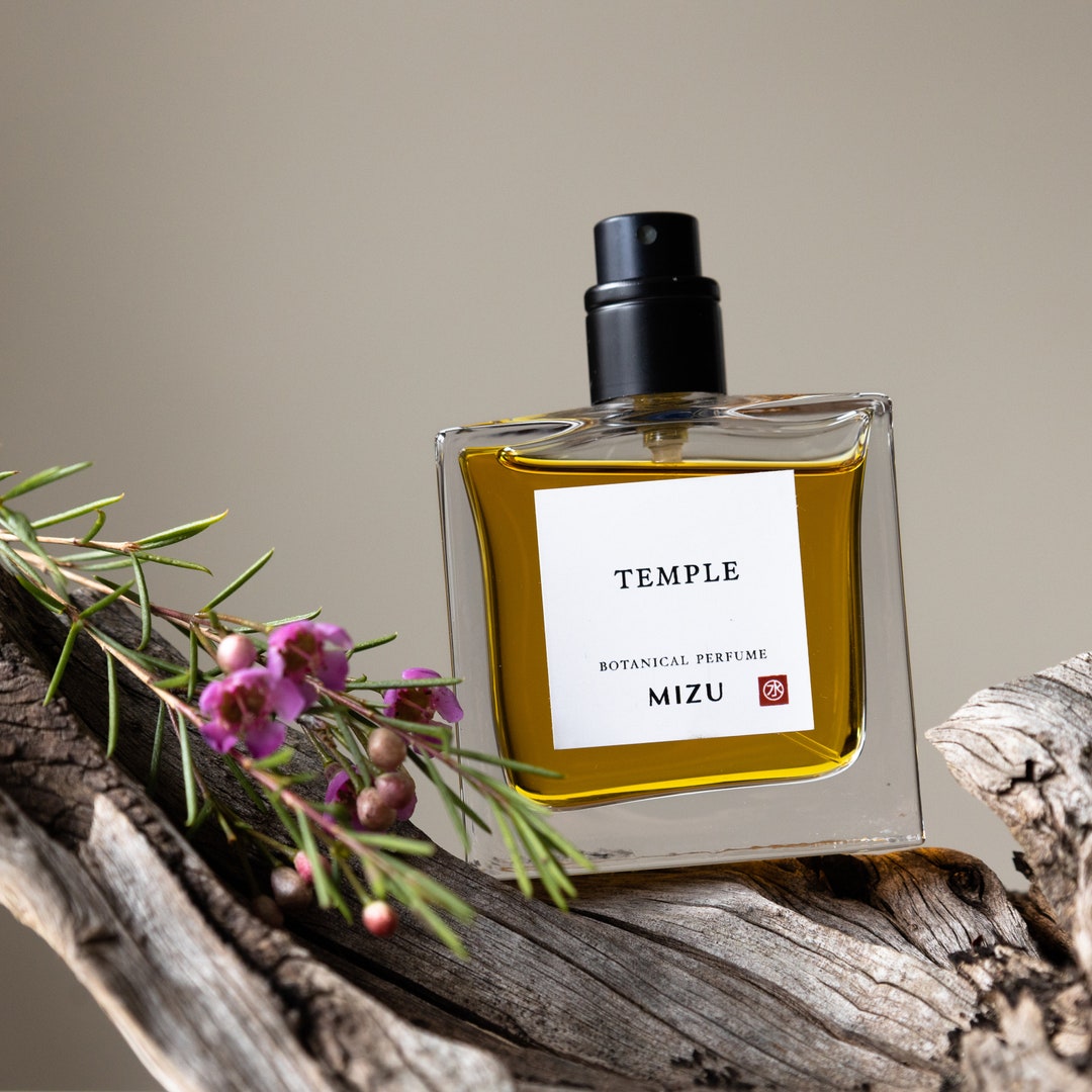 TEMPLE All natural Perfume Forest Flowers Incense Aged Wood