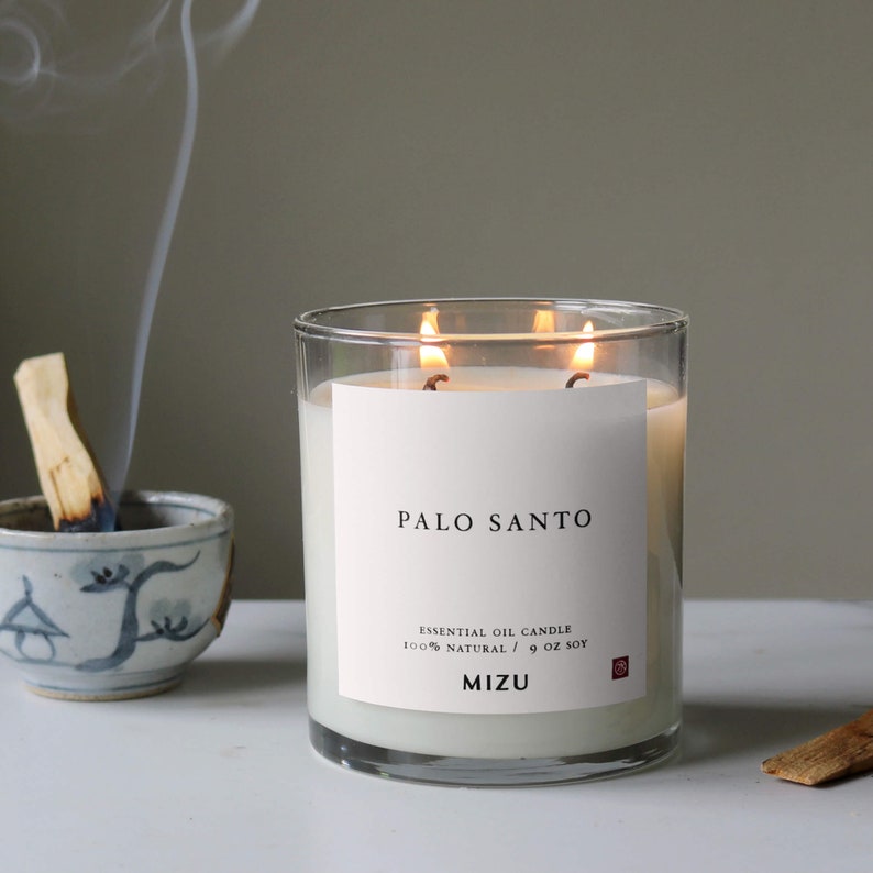 MIZUbrand Palo Santo Essential Oil Candle - Thumbnail 2
