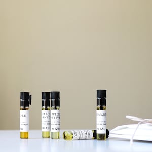 ALL NATURAL Botanical Perfume Oil Discovery Set All Genders image 4
