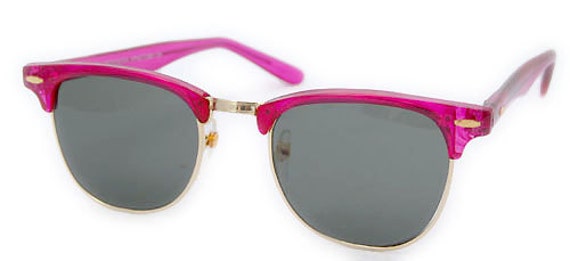 Vintage Hot Pink Mirrored Cat Eye Style Sunglasses. Retro Hot Pink Cat Eye Sunglasses