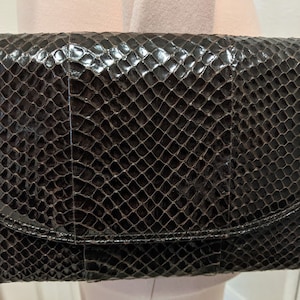 Vintage Chocolate Brown Snake Skin Leather Purse.  Snake Skin Crossbody bag. Saks Fifth Ave  SALE