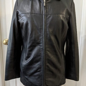 Winston Pelle Station Fitted Women&#39;s Leather Jacket. Winston Thin Insulated Zippered Front Soft Leather Jacket. SALE SALE SALE