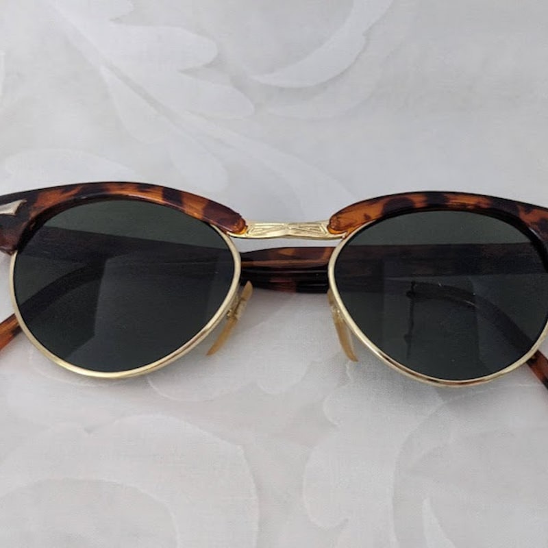1950s Samco Gold Metal Wide Cat Eye Sunglasses