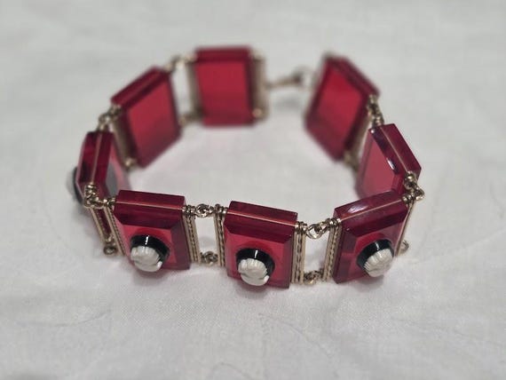 Vintage Red Lucite Tile with White/Black Cameo Bracelet.