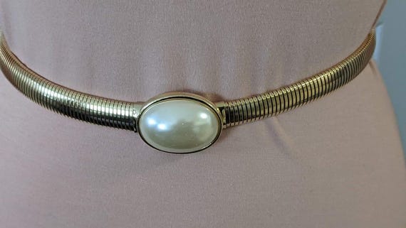 Vintage Gold Elastic Skinny Belt Faux Pearl Buckle.  Gold Stretch Snake Style and White Pearl Buckle.