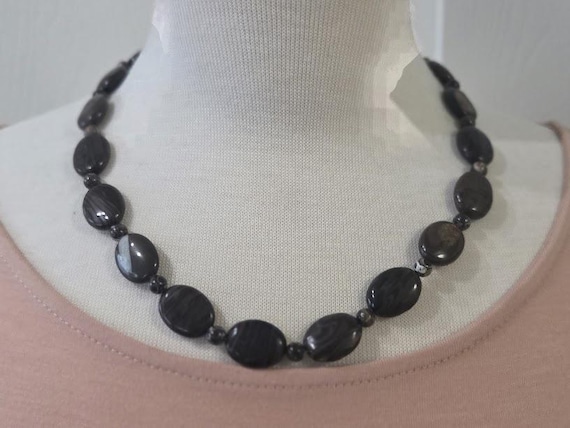 Chunky Flat Agate Stone Dark Brown Bead Necklace.