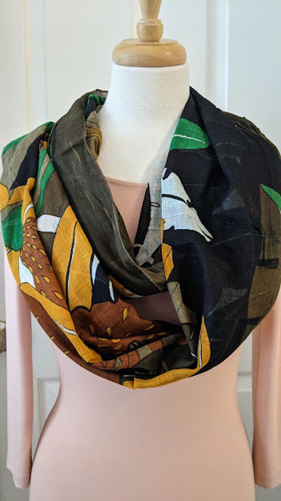 Vintage Very Large Rectangular Scarf/Wrap.  Tropi… - image 3