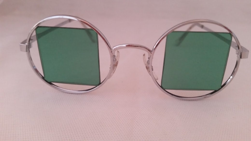 1970s Mint Green Square Cat Eye Oversized Sunglasses – Unique Vintage