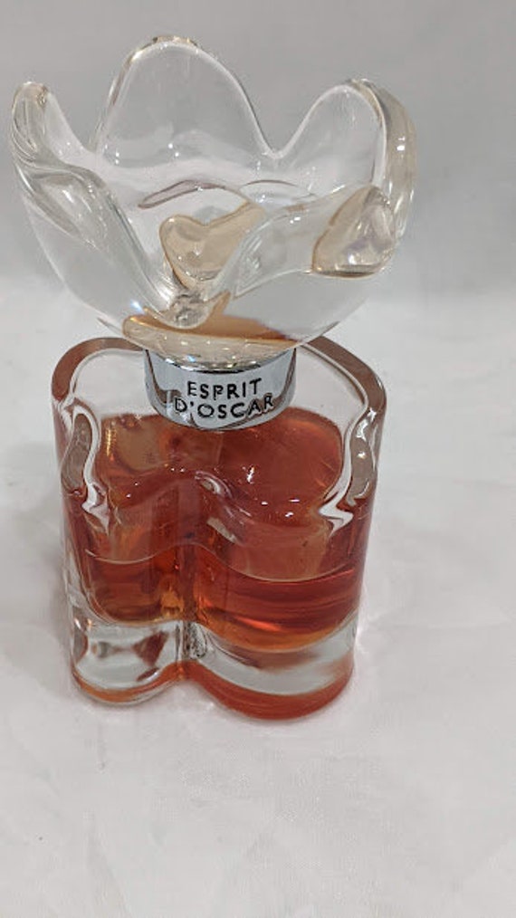 Vintage Osca De La Renta Eau De Toilette.  Oscar De La Rental Flower Topper Perfume 1.6 Oz. Natural Spray